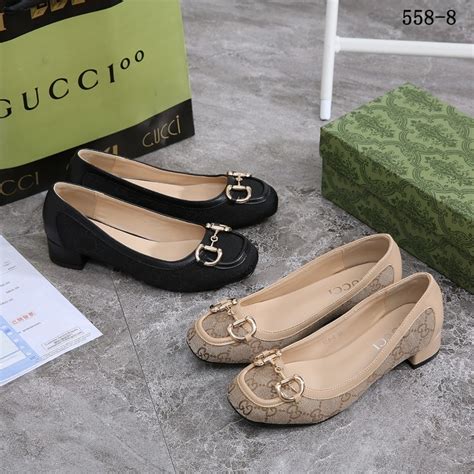 jual sepatu gucci wanita.